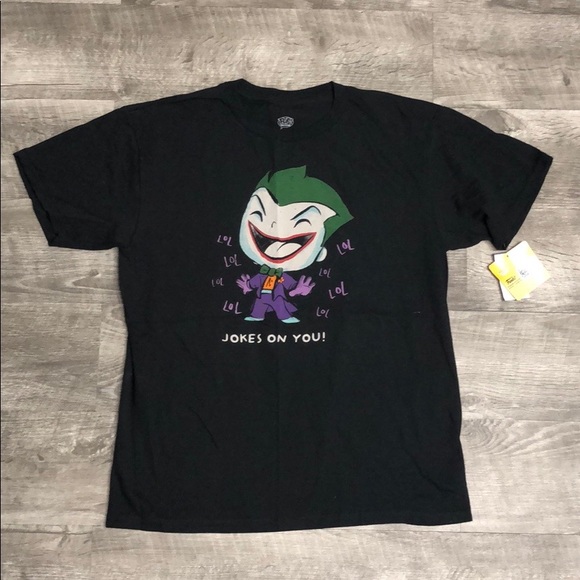 NWT POP! Tees Batman Large Short Sleeve Shirt - Picture 1 of 3